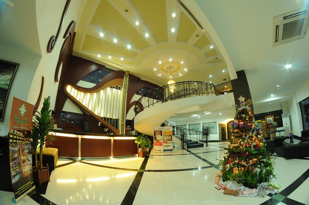 Hotel Swarna Dwipa Palembang Eksteriør billede