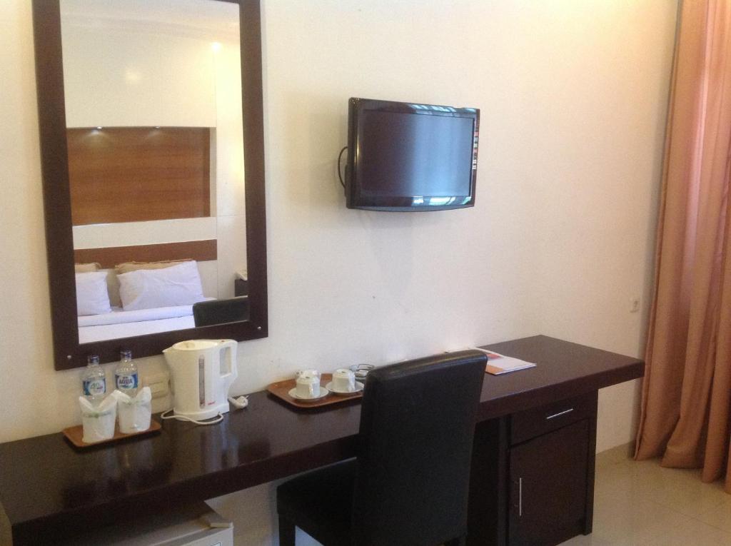Hotel Swarna Dwipa Palembang Eksteriør billede